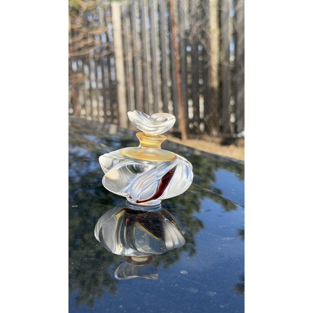 Lalique‎ Samoa Crystal Perfume Bottle Frosted Clear Glass Red Accent